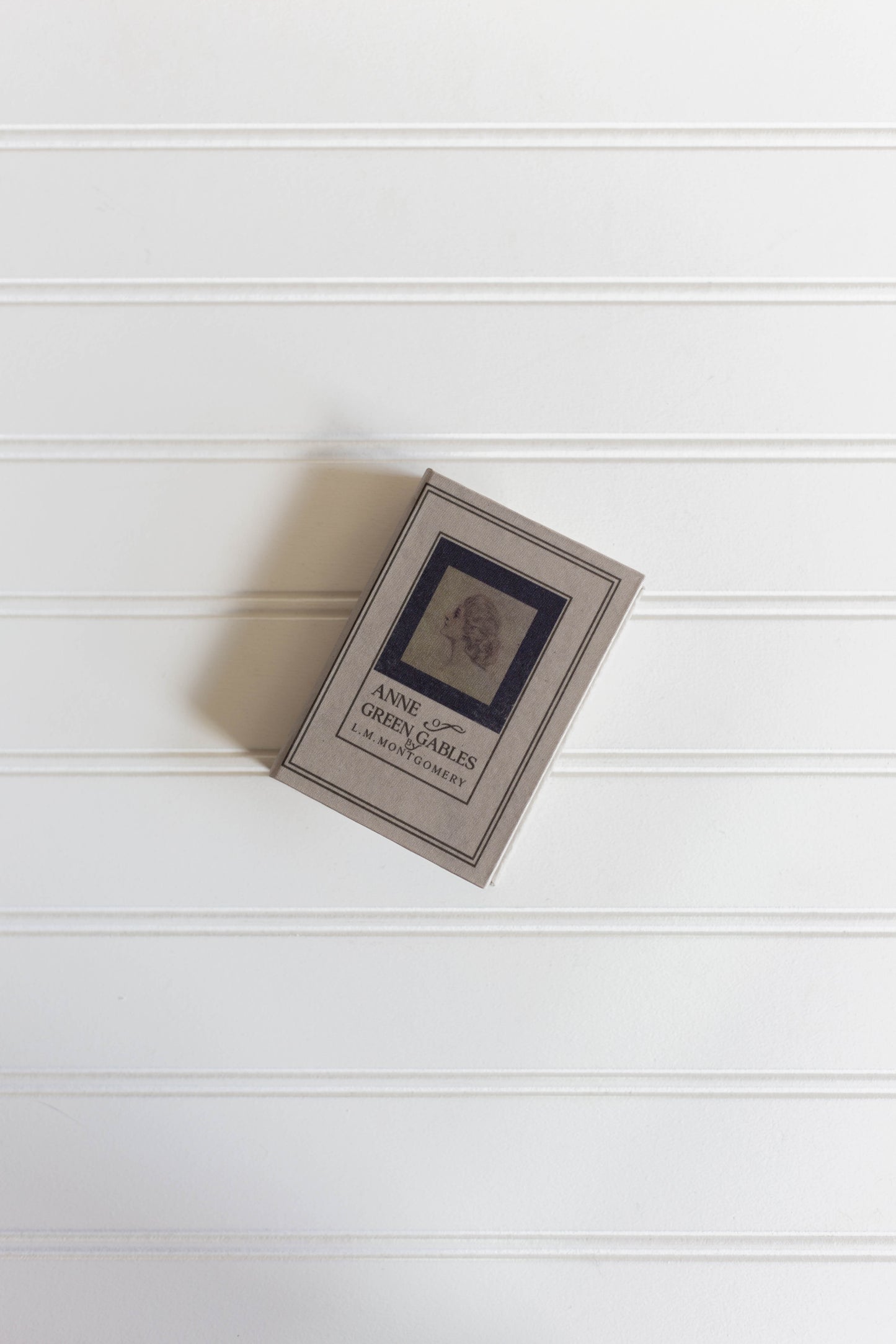 Anne Of Green Gables Miniature Book Wallet